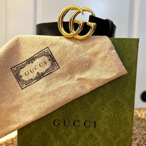 GUCCI Woman's GG Marmont Leather Belt with Shiny Gold Buckle 90/36